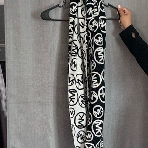 Michael Kors Infinity Scarf